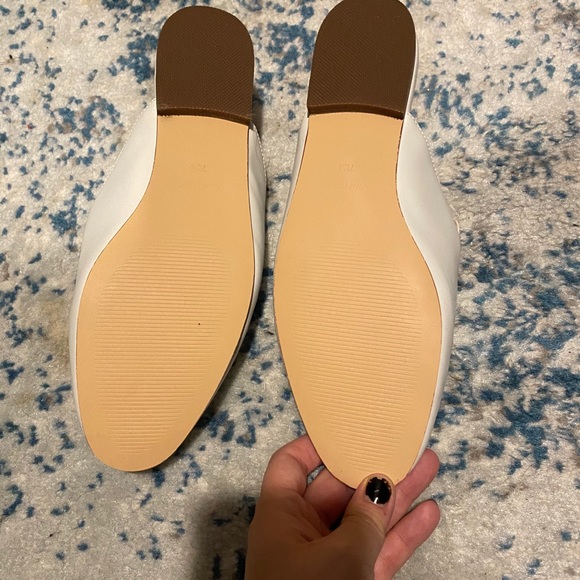 White mules gold buckle - Picture 2 of 2